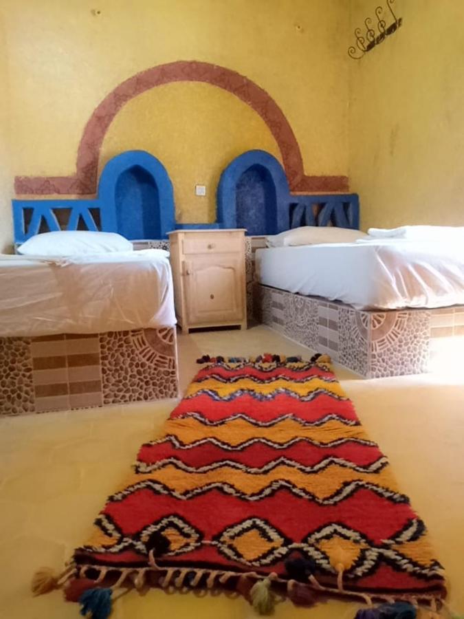 Les Pyramides Hotel Merzouga Bagian luar foto