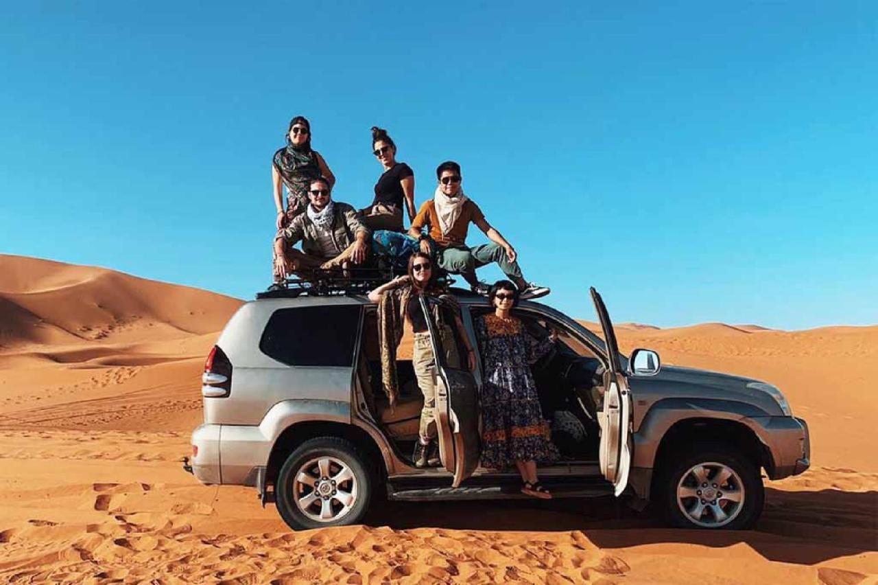 Les Pyramides Hotel Merzouga Bagian luar foto