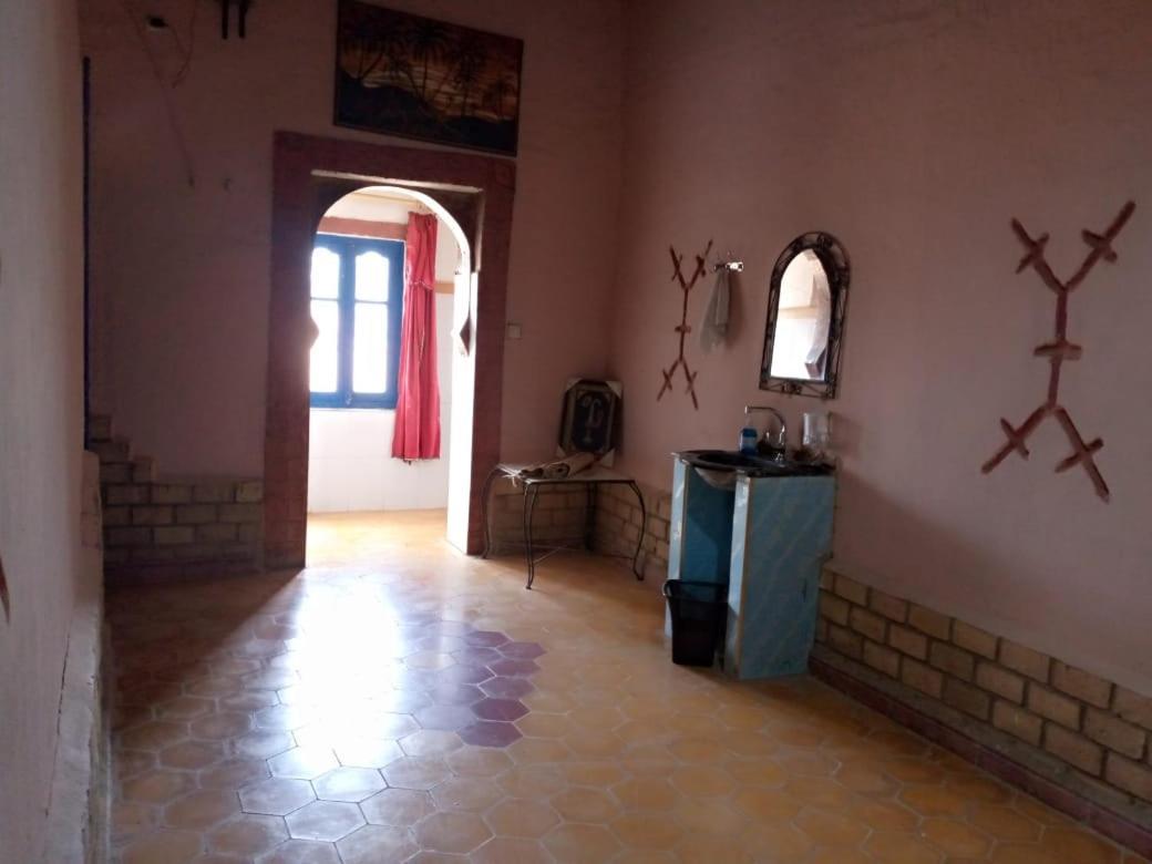 Les Pyramides Hotel Merzouga Bagian luar foto